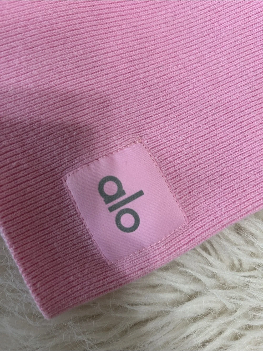 ALO Yoga Scholar Knit Sweet Pink Ribbed Shorts Sz S